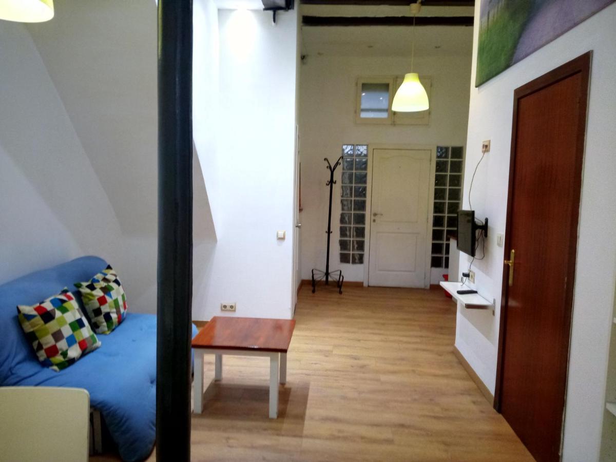 027 Caterina Look Derecha Apartment Barcelona Bagian luar foto